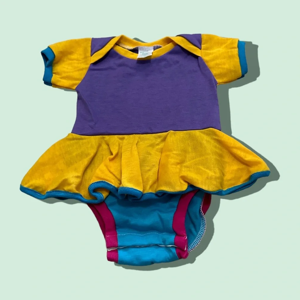Vintage Like New Short Sleeve Ruffle Skirt One Piece Purple Pink Yellow Blue